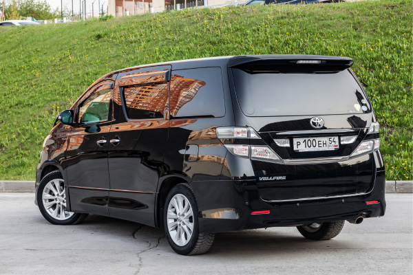 Luxury transportation image 2